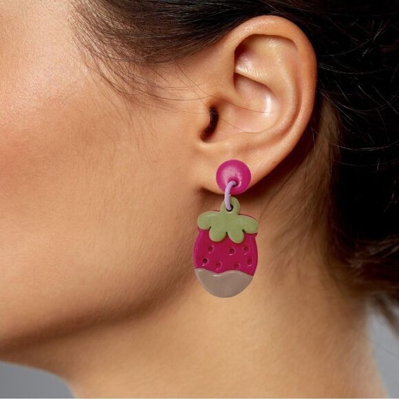 🍓Strawberry Clay Earrings Hypoallergenic - Picture 2 of 7